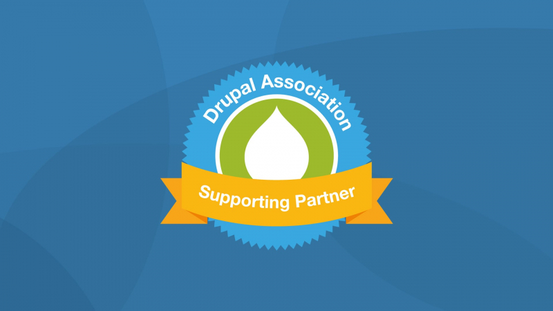 Blau-grün-orange-farbenes Logo der Drupal Association für Supporting Partner
